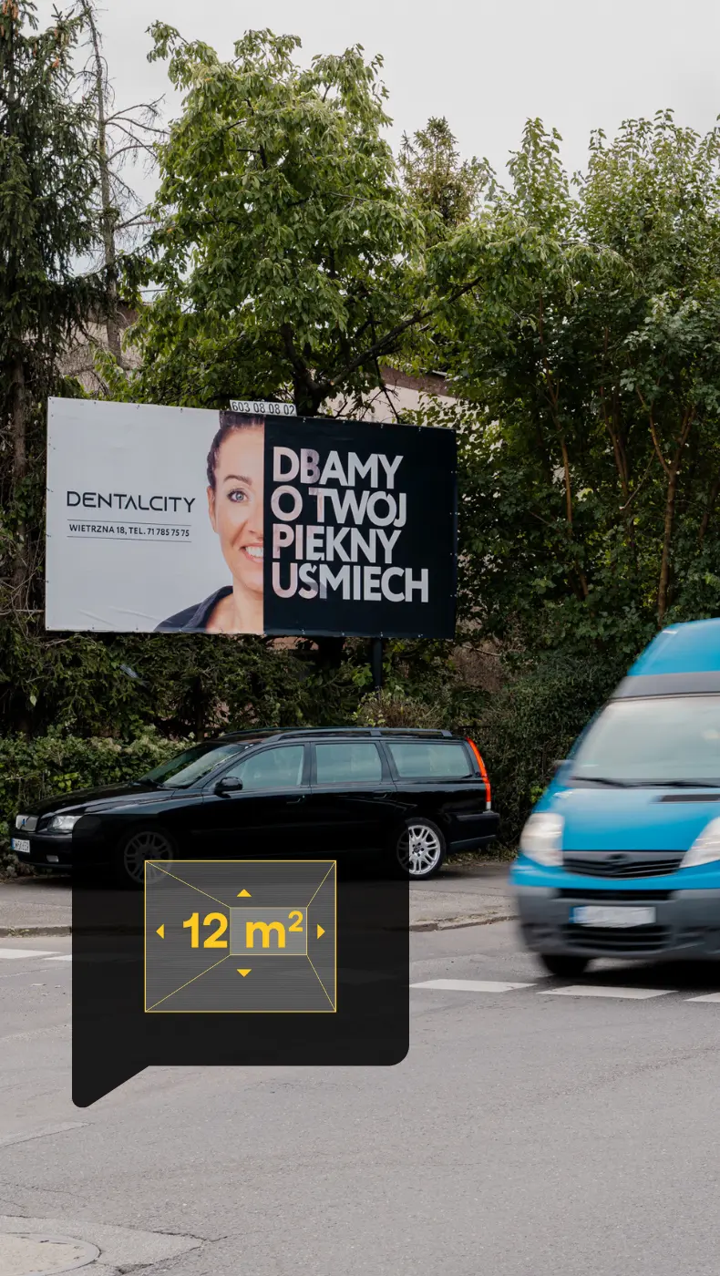 billboard wawrzyniaka róg skarbowców ul. Skarbowców / Wawrzyniaka Wrocław - kierunek Bielany Wr. (po stronie SP. 61) 5,04 x 2,38 m.